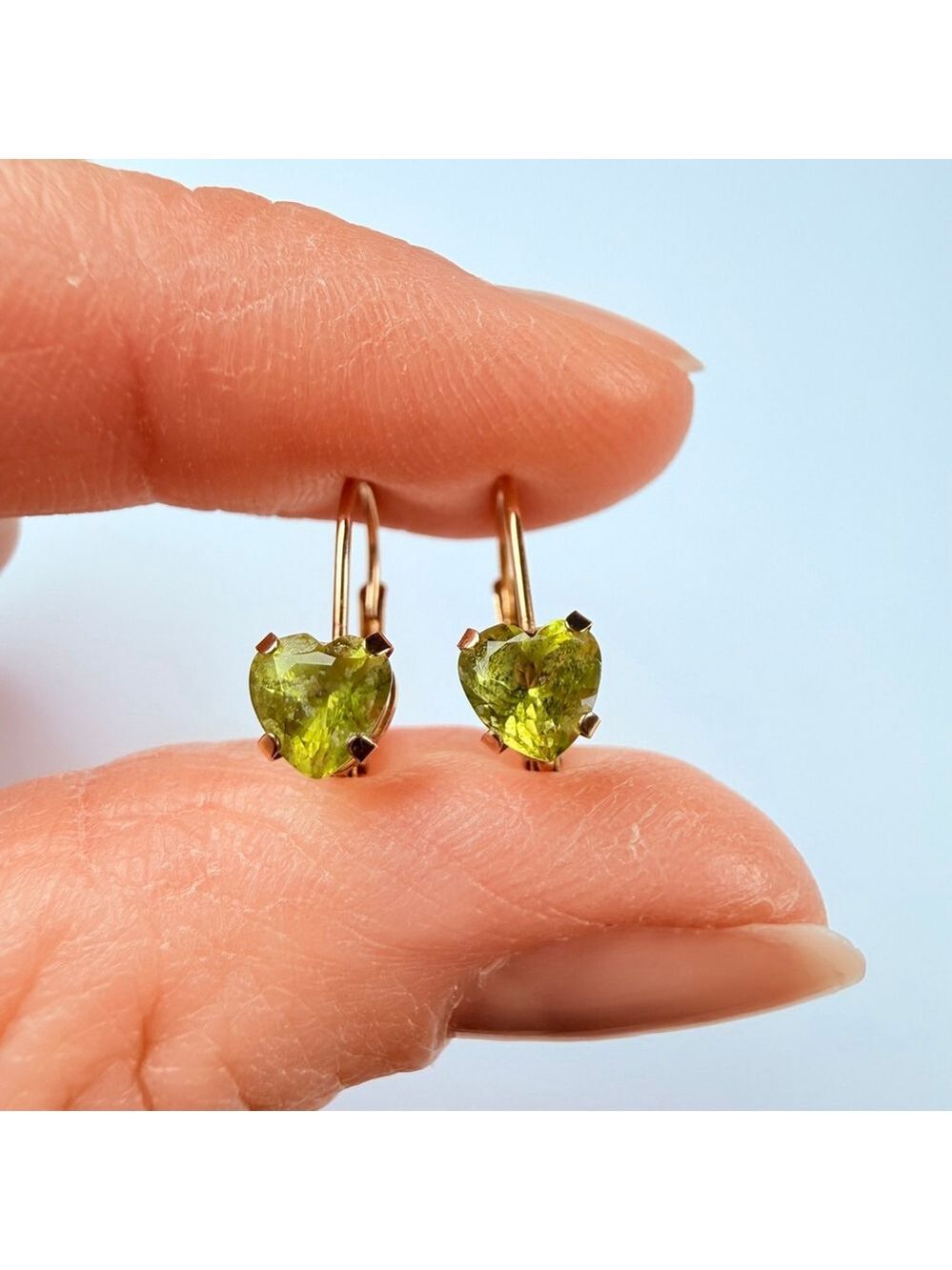 10K Solid Yellow Gold Peridot Hearts Caspian Inc Leverback Drop Vintage Earrings - Picture 2 of 6